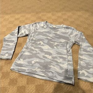 Girls Athleta blue camo sweatshirt L 12